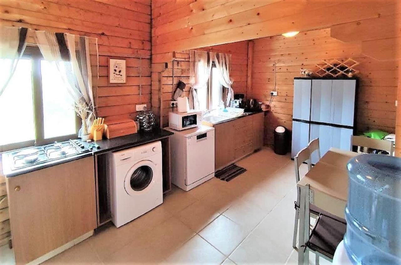 The Cosy Mountain Cabin With Stunning Views Near Troodos Káto Amíandosz Kültér fotó