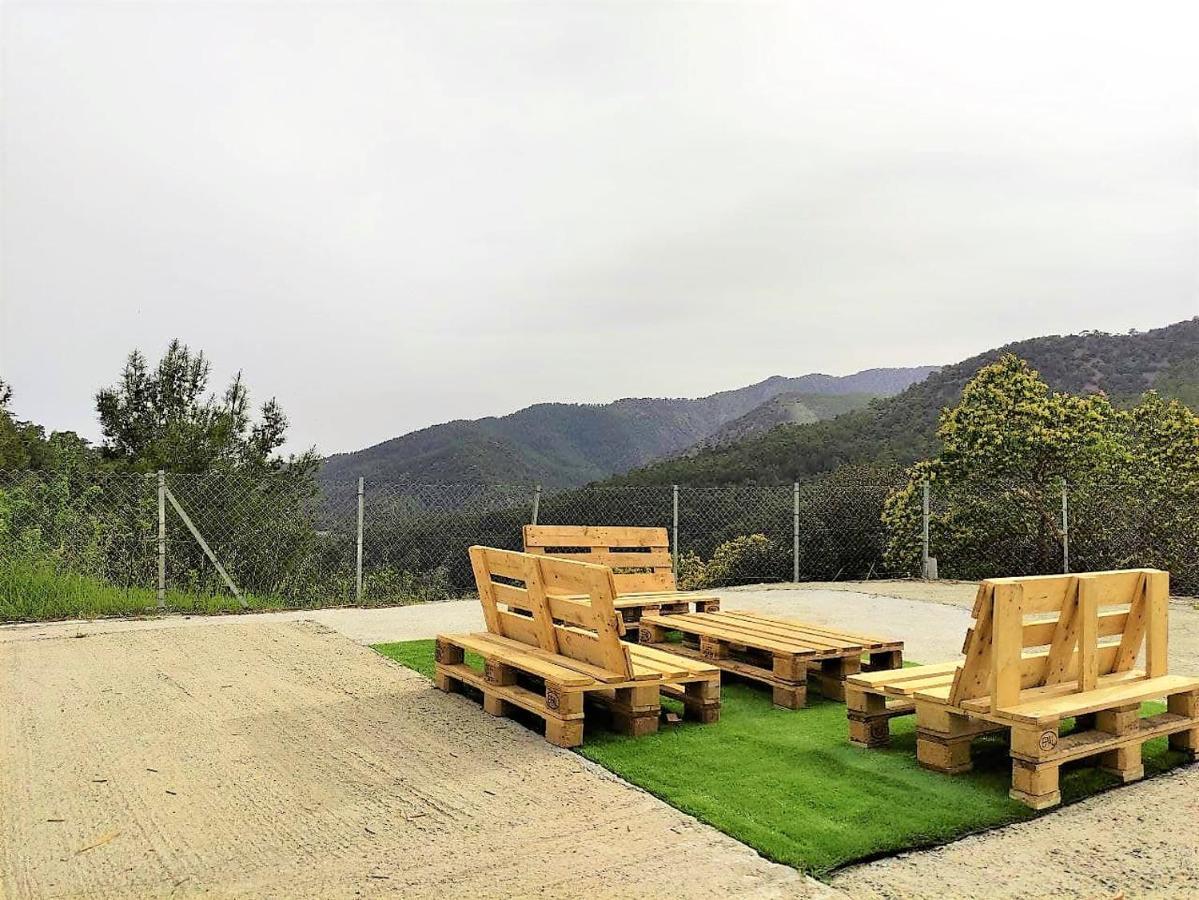 The Cosy Mountain Cabin With Stunning Views Near Troodos Káto Amíandosz Kültér fotó
